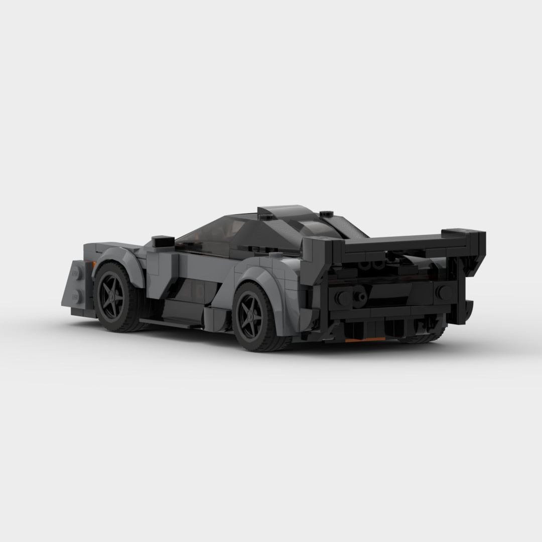 McLaren Senna